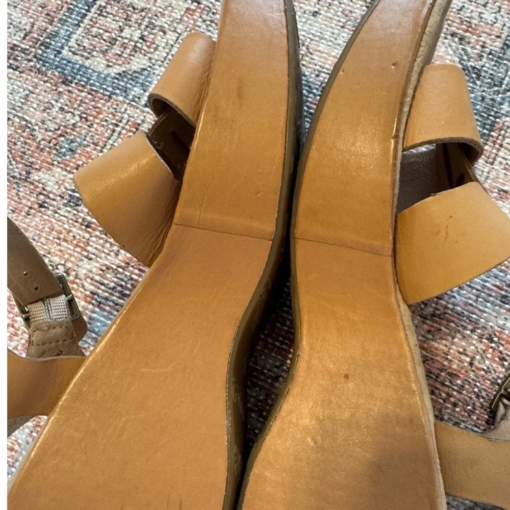Korks by Kork-Ease‎ Tan Leather Platform Wedge Sandals Q53202 Size 9